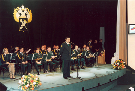 Л.А. Лозбенко, заместитель руководителя ФТС России 